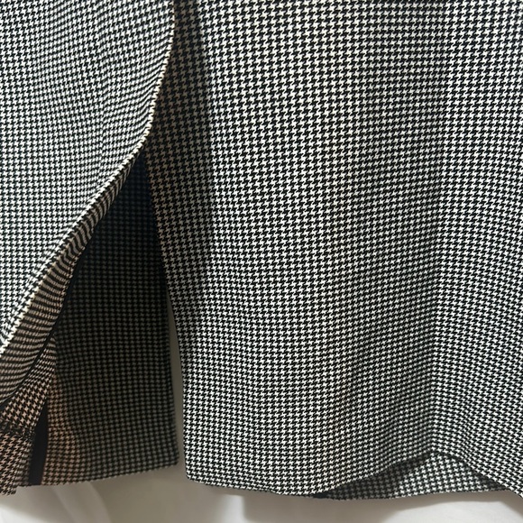 Banana Republic Black and White Blazer Wool Blend Notched Lapels - Picture 4 of 9